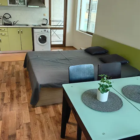 уютно студио в мари Apartamento Pomorie